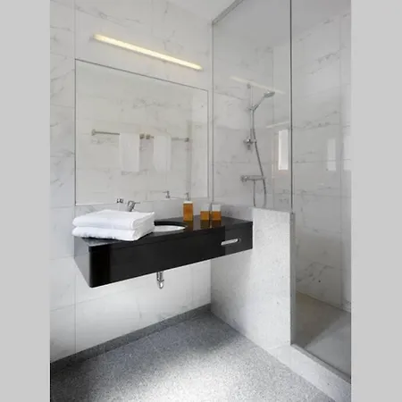 Private Luxury Azzurro On Solta For Up To 10 Persons, Free Parking, Very Close To Beach! Free Kajak & Mountainbikes, Great Living Area & Privacy! *